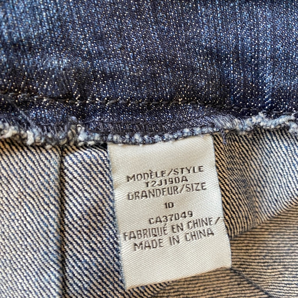 Y2K Blue Denim Midi Skirt with Scalloped Eyelet Hem - Picture 5 of 5